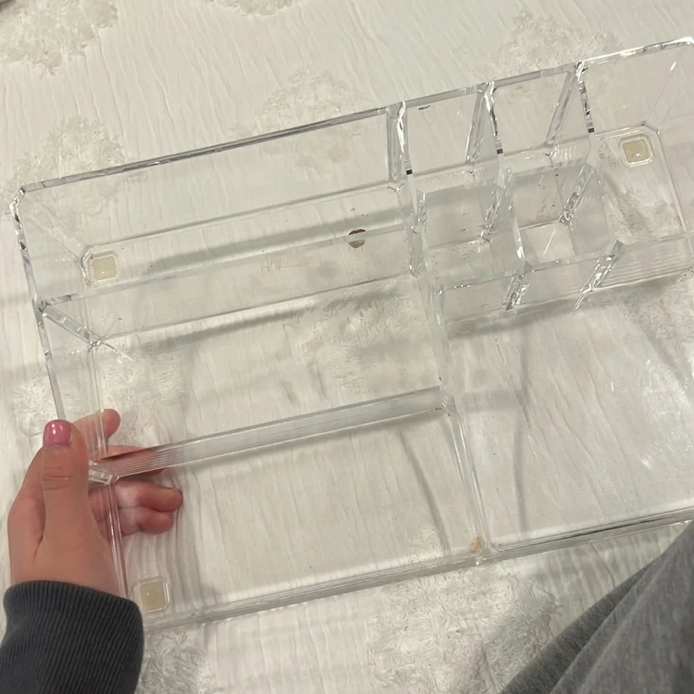 Acrylic makeup organizer